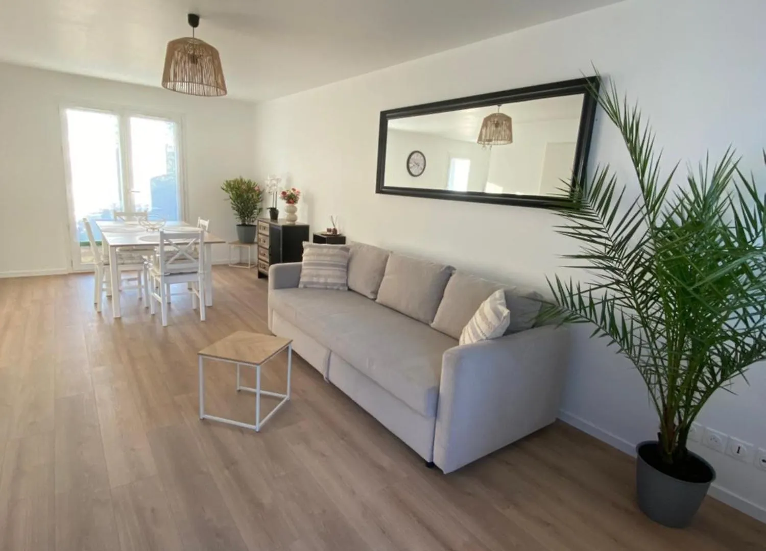 Location Maison Audierne 0*,  France